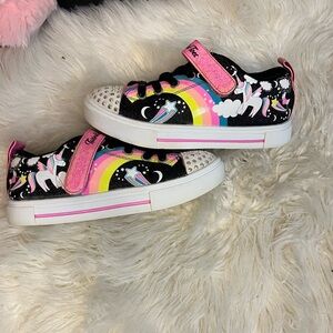 Sketcher sparkle toes sneaker